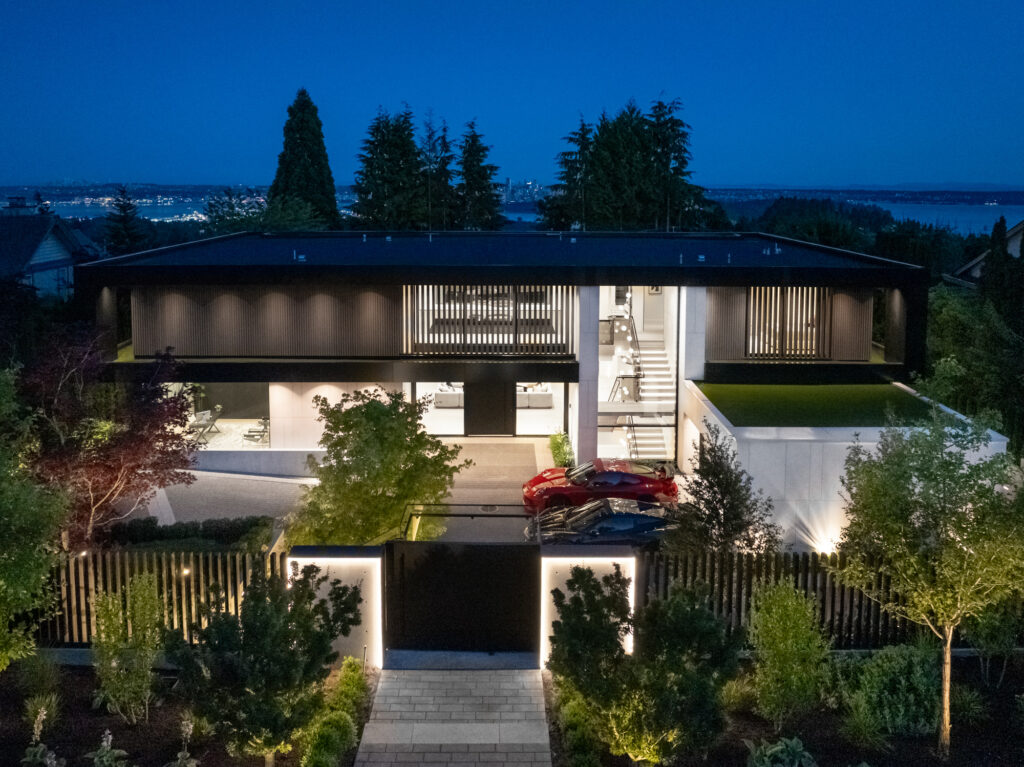 690 Knockmaroon Road West Vancouver